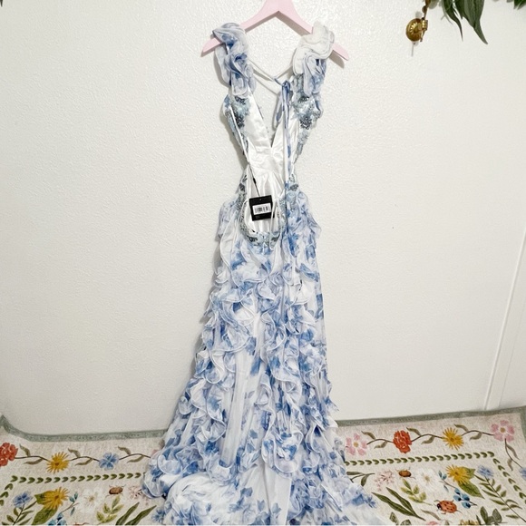 NWT Mac Duggal Floral Lace Up Tie Back Ruffle Shoulder Embellished Gown - Picture 5 of 10